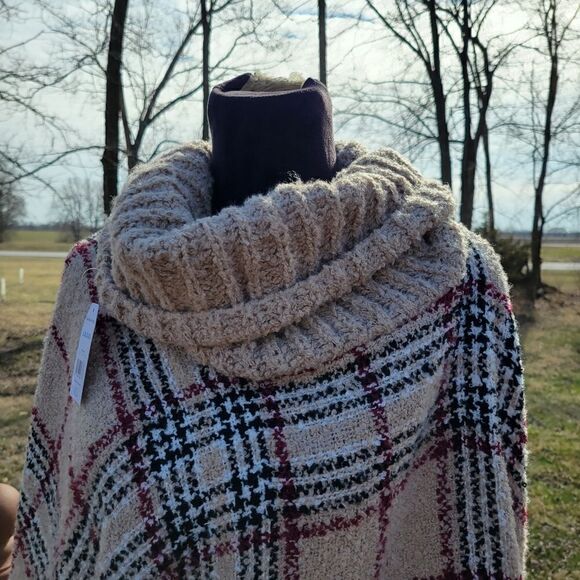 Time And Tru Plaid Turtleneck Poncho Sweater | Fall Cozy Style | Size L/XL - Picture 7 of 15